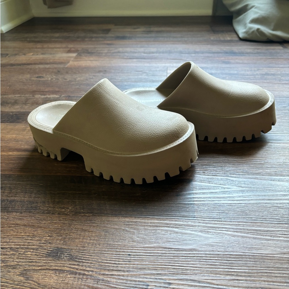 Jeffery Campbell platform clogs